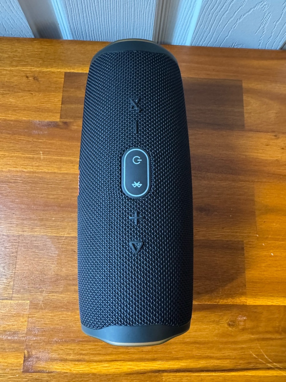 JBL Charge 4 - Portable Bluetooth speaker - Black - Picture 3 of 11